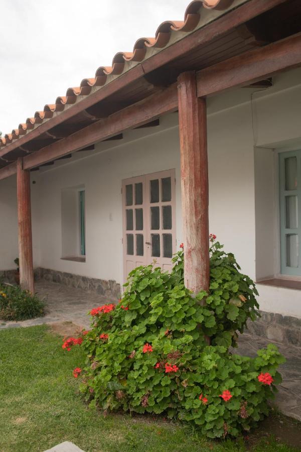 Hotel Tampu à Cachí Extérieur photo